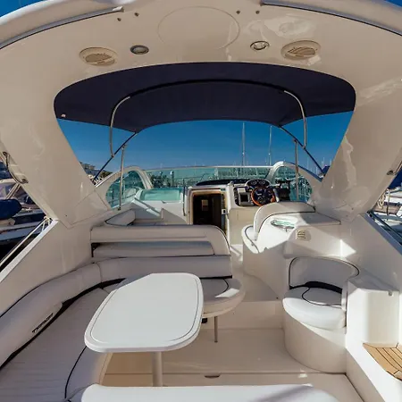 Luxuoso Barco - Parque Nacoes Botel
