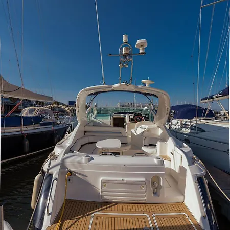 Luxuoso Barco - Parque Nacoes * Lissabon